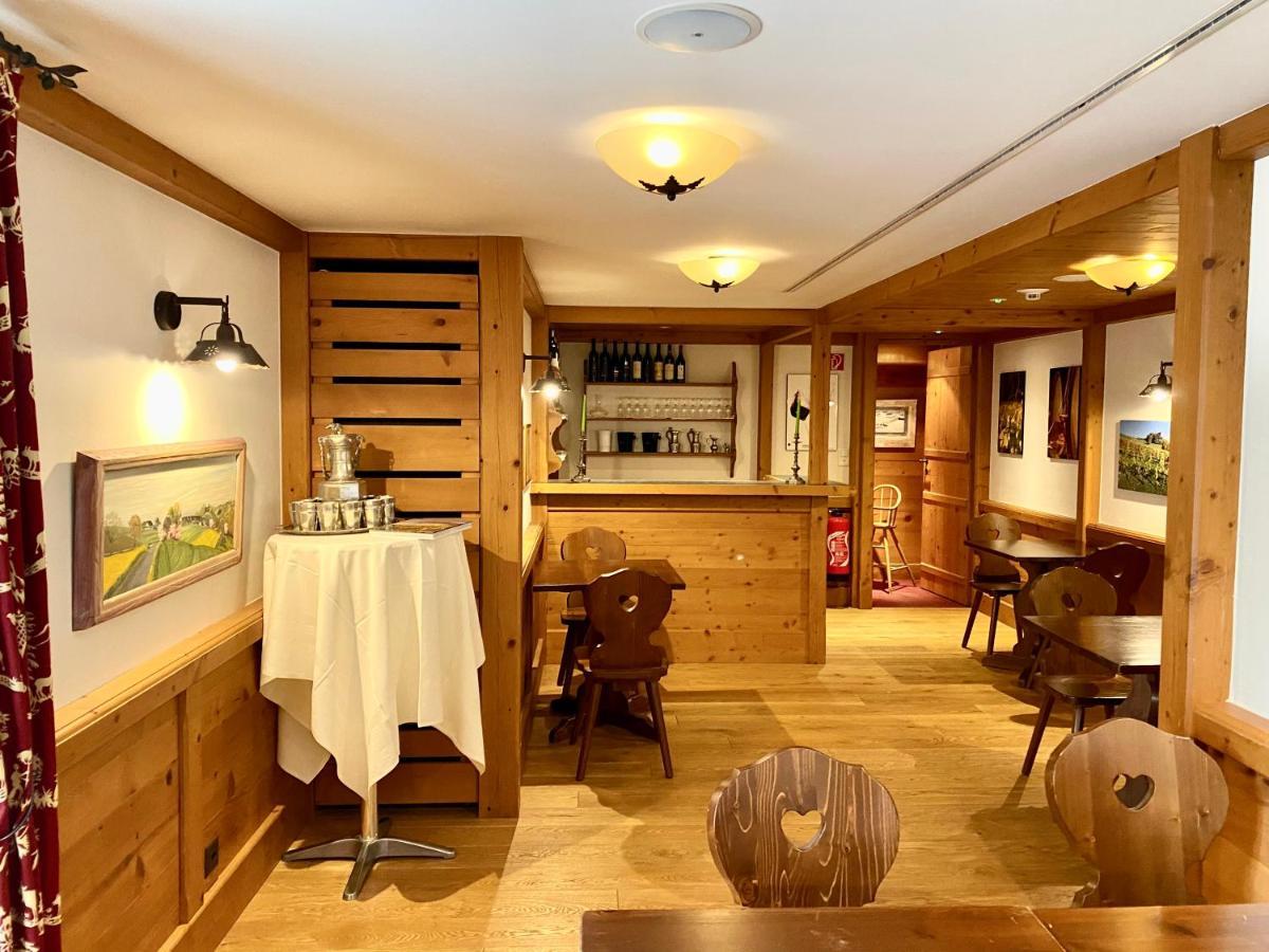 איוורדון לה באן Hotel La Prairie, Swiss Bike Hotel מראה חיצוני תמונה