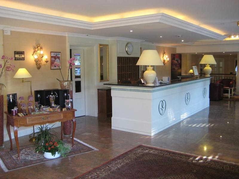 איוורדון לה באן Hotel La Prairie, Swiss Bike Hotel מראה חיצוני תמונה