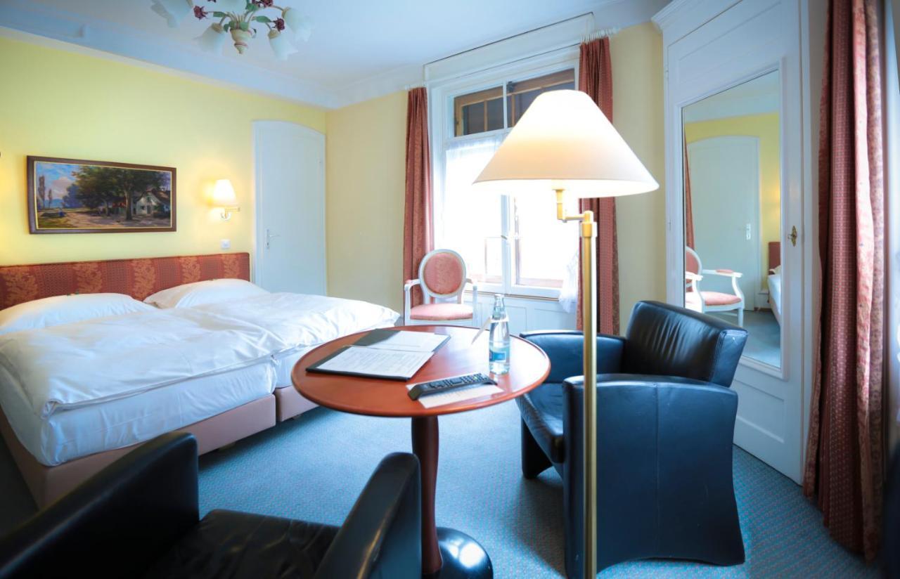 איוורדון לה באן Hotel La Prairie, Swiss Bike Hotel מראה חיצוני תמונה