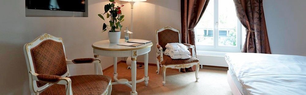 איוורדון לה באן Hotel La Prairie, Swiss Bike Hotel מראה חיצוני תמונה