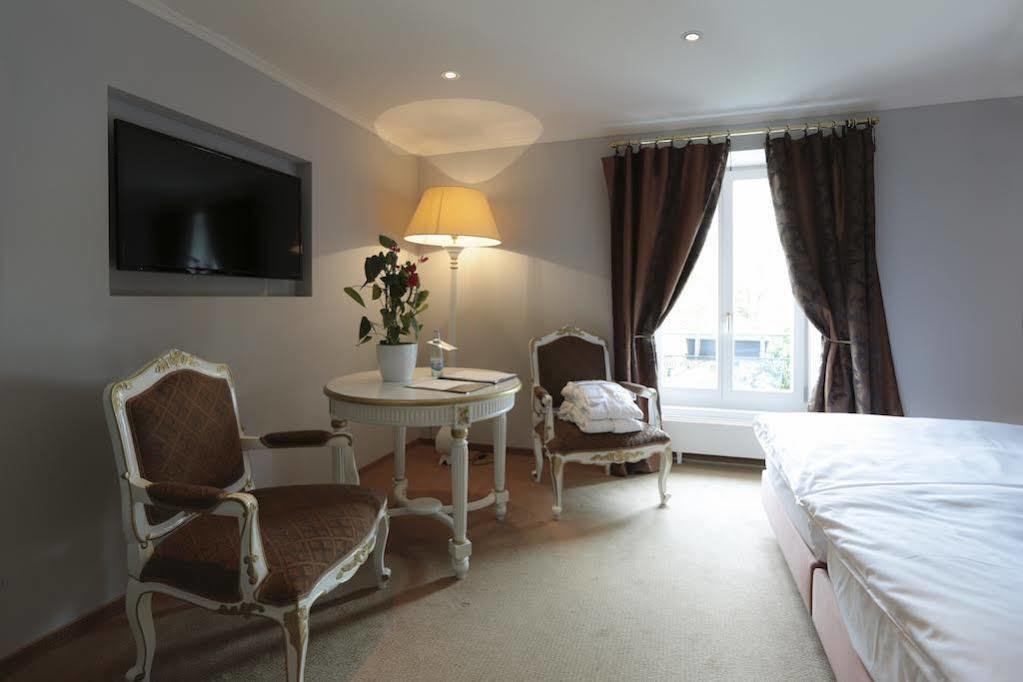 איוורדון לה באן Hotel La Prairie, Swiss Bike Hotel מראה חיצוני תמונה
