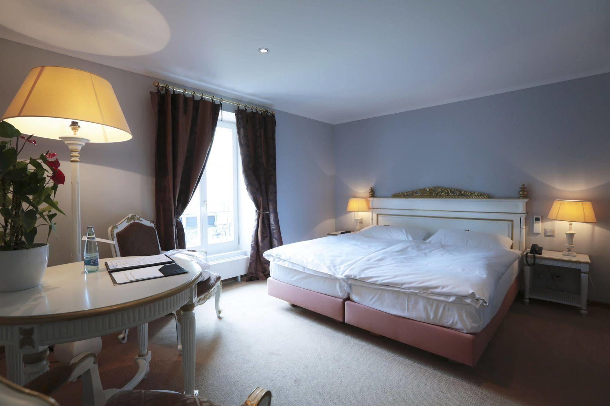 איוורדון לה באן Hotel La Prairie, Swiss Bike Hotel מראה חיצוני תמונה