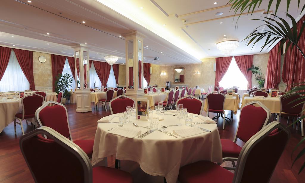 איוורדון לה באן Hotel La Prairie, Swiss Bike Hotel מראה חיצוני תמונה